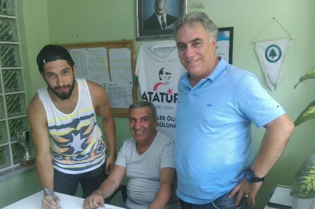 Muhammed Soner Karacif imzayı attı