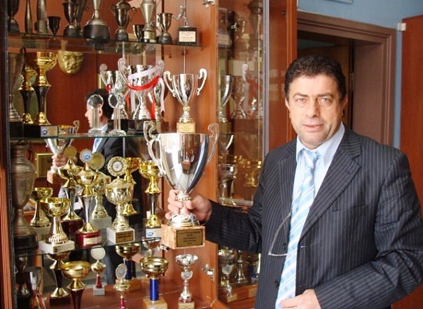 Necdet Uysal seçimde rakipsiz