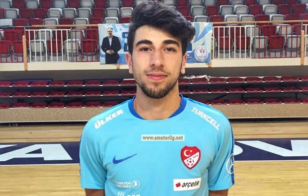 Genç yetenek Numan Özmen’i Başakşehir FK kaptı