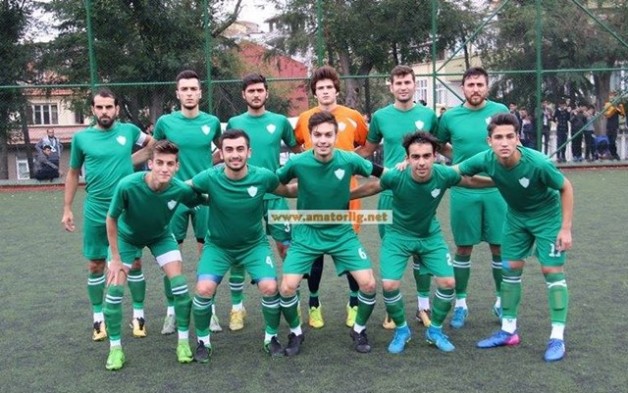 Okmeydanı Fetihspor’da 7 imza birden