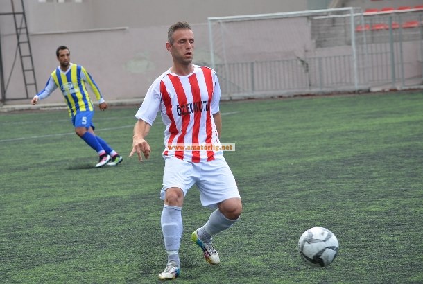 Küçükpazarspor golcüsüyle yeniden anlaştı