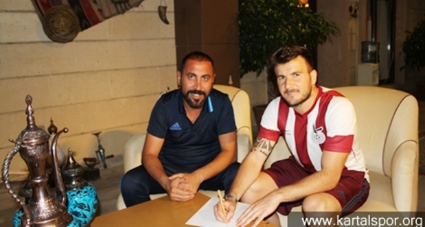 Kartalspor’da savunmanın sağına yeni bir isim