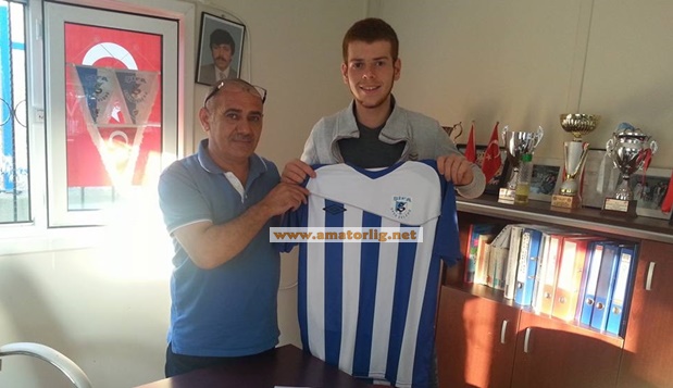 Tuzla Şifaspor genç stoperini bırakmadı