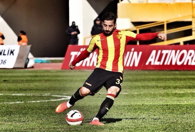 Serdar Deniz imzayı attı