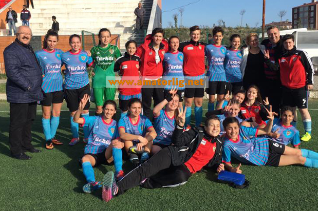 Silivri Alibey’in kızlarından altın vuruş