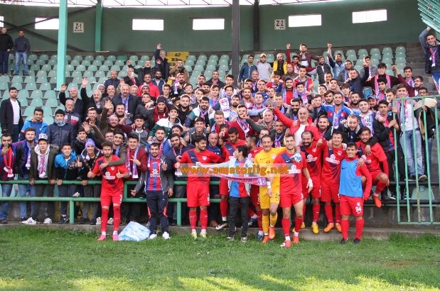 Kasaba her yerde farkını gösteriyor