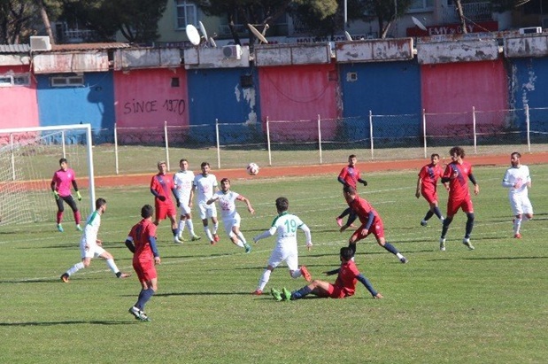 Sultanbeyli Belediyespor son dakikada 3 puandan oldu