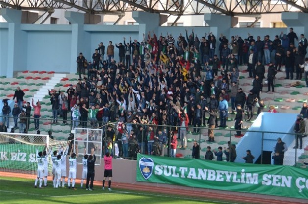 Sultanbeyli Belediyespor’dan 5 imza