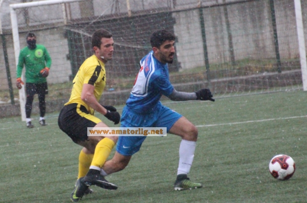 Sultanbeylispor liderliğe yükseldi