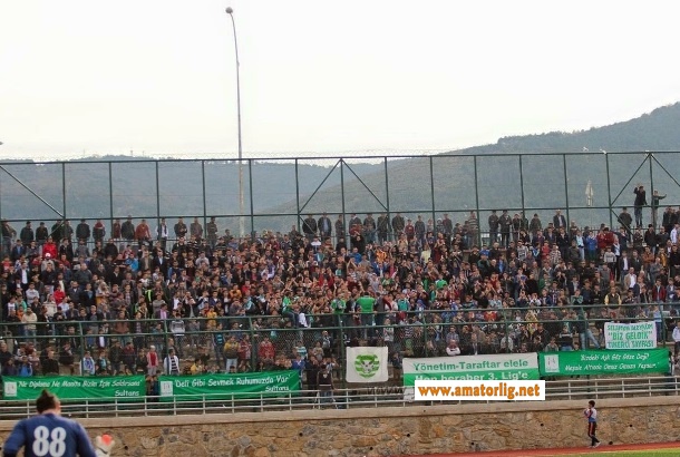 Sultanbeyli Belediyespor taraftarına Yönetimden jest