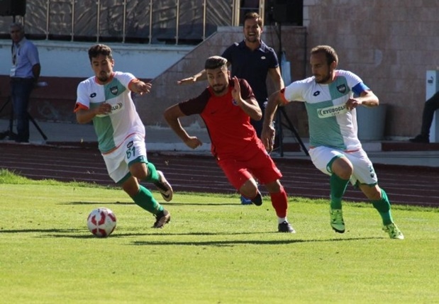 Tepecikspor uzatmada bulduğu golle puanı kaptı