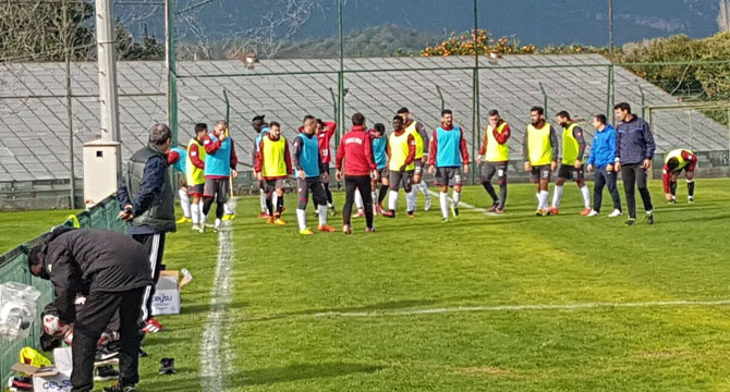 Torbalıspor, Antalya’da moral depoluyor