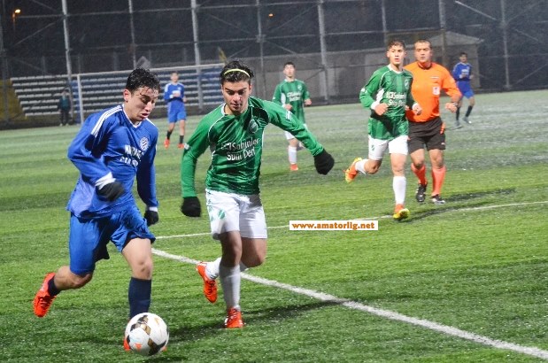 Vardarspor zorlu maçtan şampiyon çıktı