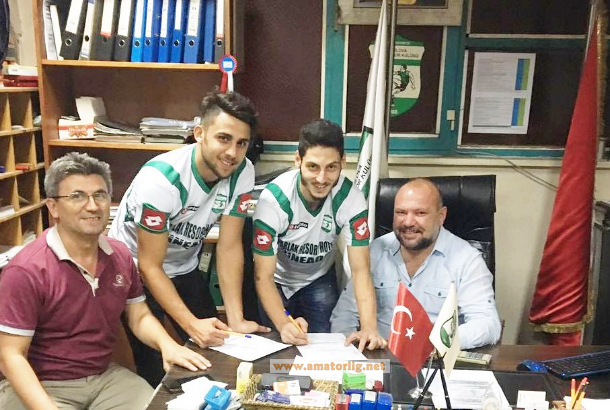 Yeşilova Esnafspor’da çifte imza