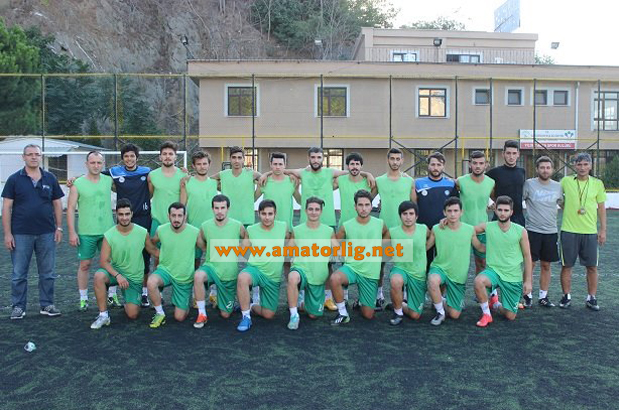 Yeşilpınarspor idmanlara aralıksız devam ediyor