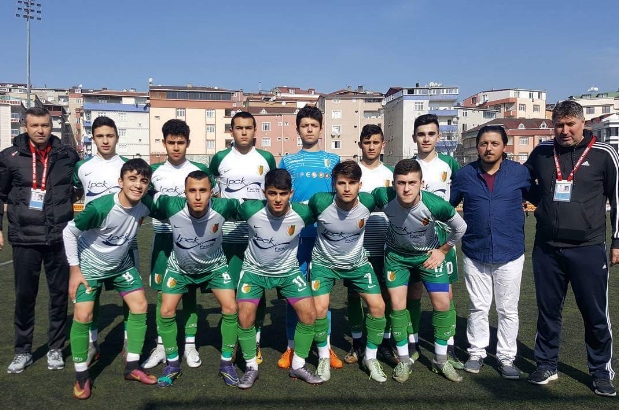 Zara Ekinlispor zirveye yaklaştı