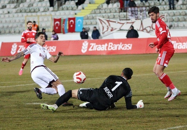 Tuzlaspor kupada doludizgin