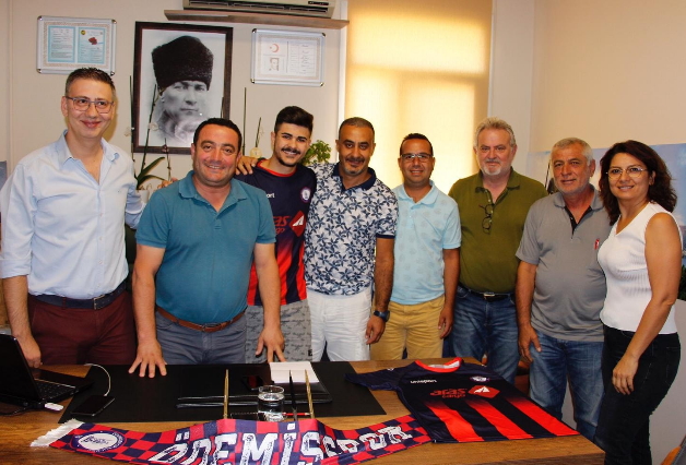 Ödemişspor’da 4 imza